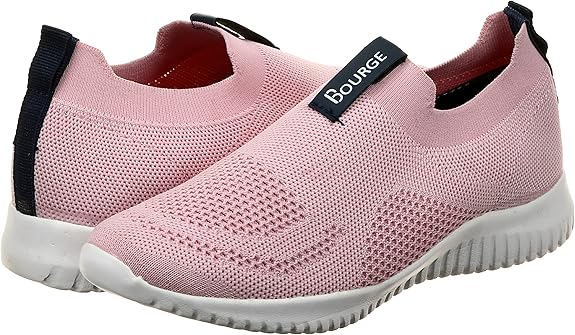 حذاء رياضي للنساء